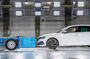 Skoda Auto Deutschland GmbH: SKODA AUTO eröffnet hochmodernes Crashtest-Labor im Testzentrum Polygon Úhelnice (FOTO)