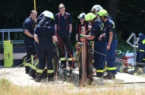 Kreisfeuerwehrverband Pinneberg: FW-PI: Tolles und lehrreiches Ausbildungswochenende von Feuerwehr und THW aus dem Elmshorner Revier