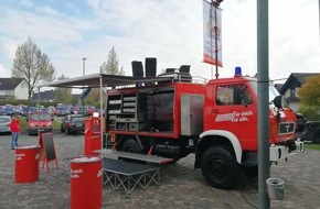 Feuerwehr Mettmann: FW Mettmann: Feuerwehr Mettmann und Firetruck beim Grand Départ am 2. Juli