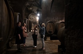Tourismus Marketing GmbH Baden-Württemberg: Gibt's hier Geister? / Verlorene Seelen, Tod und Teufel: ein schaurig-schöner Rundgang durchs abendliche Residenzschloss Ludwigsburg
