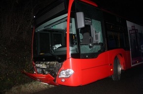 Polizei Aachen: POL-AC: Bus entwendet und mehrere Verkehrsunfälle verursacht