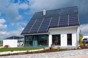 Helma Eigenheimbau AG: Kein Stromanschluss, nie wieder Kosten für Öl und Gas /  Die private Energiewende mit dem energieautarken Haus von Helma (mit Bild)
