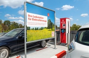 Kaufland: Kaufland eröffnet 100. Schnellladestation für Elektroautos / 
Lebensmitteleinzelhändler ist Spitzenreiter bei kostenlosen Lademöglichkeiten während des Einkaufs