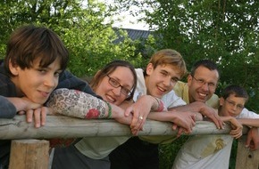 AZ Medien AG: Famile Hagenbuch aus Rottenschwil ist "Alltag"-Familie