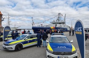 Hauptzollamt Stralsund: HZA-HST: Zollschiff "Rügen" in Stralsund feierlich getauft und in Dienst gestellt / Neues Einsatzschiff mit nachhaltiger LNG-Antriebstechnik