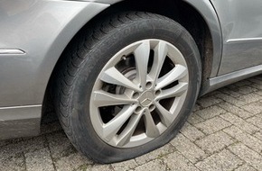 Polizei Mettmann: POL-ME: Reifen an mindestens acht Autos zerstochen: Polizei ermittelt - 2602037