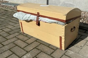 Landespolizeiinspektion Erfurt: LPI-EF: Eigent&uuml;mer einer Holztruhe gesucht