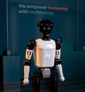 United Robotics Group pr&auml;sentiert erstmals humanoiden Roboter uMe auf der CES 2026