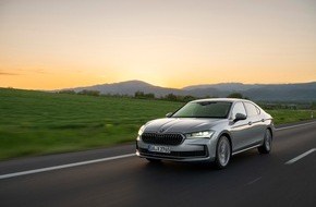 Skoda Auto Deutschland GmbH: Neuer Turbobenziner für den Škoda Superb: Flaggschiff ab sofort mit 150 kW (204 PS) starkem 2,0 TSI erhältlich
