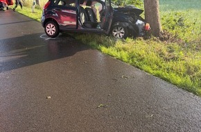 Feuerwehr Remscheid: FW-RS: Schwerer Verkehrsunfall auf der Schwelmer Straße