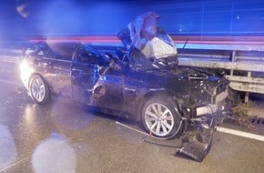 Polizeiinspektion Rotenburg: POL-ROW: Unfallreiches Wochenende für die Autobahnpolizei Sittensen