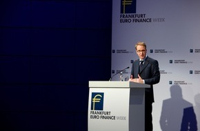 Maleki Group - Financial Communications: 15. EURO FINANCE WEEK mit positivem Fazit / Draghi erneut für Bankenaufsicht durch EZB / Regulierung als bestimmendes Thema / Veranstalter zieht positive Bilanz (BILD)