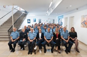 Polizeipr&auml;sidium Rheinpfalz: POL-PPRP: Begr&uuml;&szlig;ung 44 neuer Polizistinnen und Polizisten im Polizeipr&auml;sidium Rheinpfalz