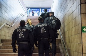 Bundespolizeiinspektion Magdeburg: BPOLI MD: Starke Frequentierung des Hauptbahnhofes am Samstag aufgrund des Fußballfanreiseverkehrs und mehreren versammlungsrechtlichen Aktivitäten