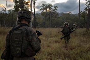 Fallschirmjäger überzeugen im Angriff bei Talisman Sabre 2025 in Australien