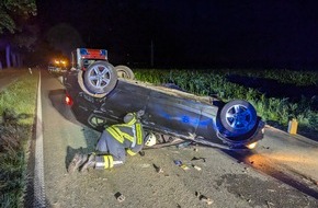 Freiwillige Feuerwehr Bedburg-Hau: FW-KLE: Mit Fahrzeug überschlagen