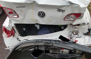 Polizei Minden-Lübbecke: POL-MI: Auffahrunfall mit drei beteiligten Autos