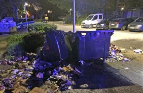Polizei Mettmann: POL-ME: Zwei Müllcontainer brannten - Polizei ermittelt ! - Monheim - 2204072