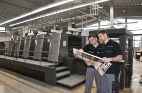 Onlineprinters GmbH: Belegschaft des Onlinehändlers Onlineprinters wächst auf 430 Mitarbeiter / Onlinedruckerei übernimmt 18 Zeitarbeitnehmer zum 1. Juli 2013