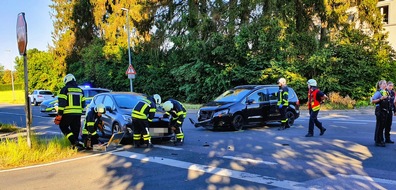 Feuerwehr Sprockhövel: FW-EN: Verkehrsunfall mit vier leicht verletzten Personen