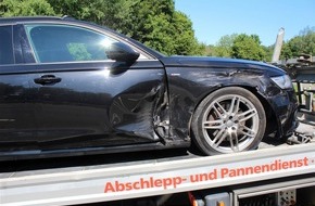 Kreispolizeibehörde Olpe: POL-OE: Beifahrerin bei Verkehrsunfall verletzt
