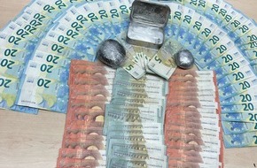 Polizei Essen: POL-E: Essen: Mutma&szlig;licher Drogendealer nach anonymem Hinweis festgenommen