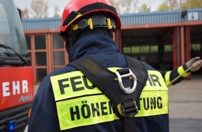 Feuerwehr Oberhausen: FW-OB: Sturmtief beschäftigt Feuerwehr Oberhausen