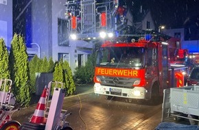 Feuerwehr M&uuml;lheim an der Ruhr: FW-MH: Aufmerksamer Nachbar verhindert durch schnellen Notruf gr&ouml;&szlig;eren Schaden