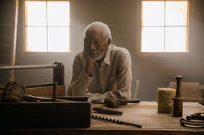 Morgan Freeman hinter Gittern: Staffel 2 der Doku-Reihe über spektakuläre Gefängnisausbrüche startet im Dezember auf The HISTORY Channel