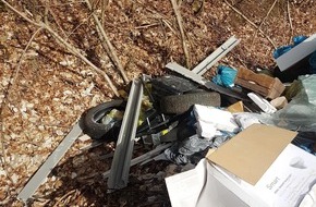 Polizei Korbach: POL-KB: Haina: Unbekannte entsorgten ihren Müll illegal in der Gemeinde - Polizei bittet um Hinweise