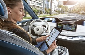 Skoda Auto Deutschland GmbH: SKODA AUTO DigiLab sucht beim internationalen ,Smart Mobility Hackathon' nach neuen Talenten (FOTO)