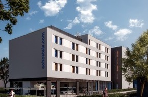 a&o HOTELS and HOSTELS: a&o Heidelberg: Berliner Budgetgruppe kauft kräftig und wächst auch in Deutschland weiter