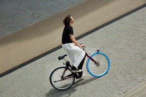 Pressemitteilung: Goldener Herbst auf blauem Reifen – Günstiges Power 1 E-Bike von Swapfiets jetzt in Leipzig und Halle (Saale) verfügbar