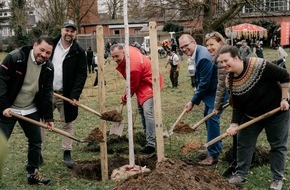 Schutzgemeinschaft Deutscher Wald: Urbanes Grün: Erste Waldinsel in Köln gepflanzt