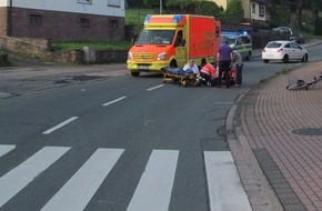 Polizeiinspektion Hameln-Pyrmont/Holzminden: POL-HM: Kollision auf Fußgängerüberweg zwischen Radfahrer (89) und Pkw