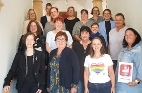 IGBCE Nordost: Engagierte Frauen der IGBCE im Dialog mit Ministerin Petra Grimm-Benne
