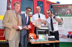 Provinzial Rheinland Versicherung AG: Neues Instrument für die Brandschutzerziehung: Brandschutzkoffer unterstützt Arbeit der Feuerwehren