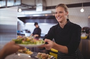 Nestlé Deutschland AG: Die Currywurst verliert in Kantinen an Fans: Pflanzenbasiert ist neuer Standard in der Gemeinschaftsverpflegung: Die neue Nestlé Studie 2023