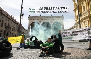 Robin Wood e.V.: Klima-Protestaktion gegen IAA: Weniger Autos statt E-Autos!