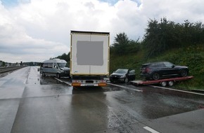 Polizeiinspektion Rotenburg: POL-ROW: ++Vollsperrung auf der A1 (FOTO)++Schmuck bei Einbruch gestohlen++