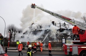 Polizeiinspektion Harburg: POL-WL: Reetdachhaus abgebrannt
