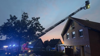 Feuerwehr Detmold: FW-DT: Kaminbrand in Pivitsheide