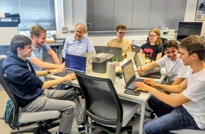Hochschule Bremerhaven: Deutsch-polnische Studierendengruppe entwickelt KI-basiertes System zur Schiffs&uuml;berwachung