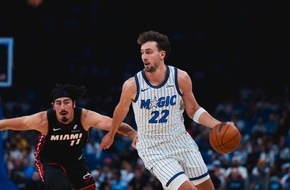 AIDA Cruises: AIDA Pressemeldung: AIDA Cruises offizieller deutscher Kreuzfahrtpartner der Orlando Magic in Berlin