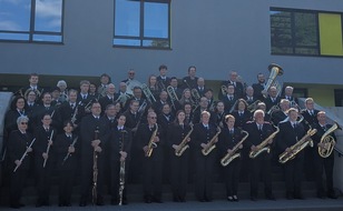 Feuerwehr Velbert: FW-Velbert: Emotionaler Ausklang mit dem Musikzug der Feuerwehr Velbert