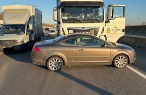Polizeidirektion Landau: POL-PDLD: Unfall zwischen Lkw und Pkw