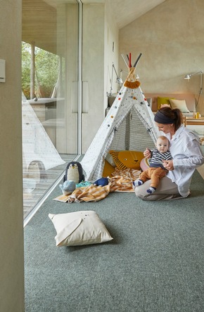 Ein gemütliches Reich für junge Hausbewohner Naturhaarteppich im Kinderzimmer ist natürlich und strapazierfähig