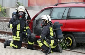 Feuerwehr Dortmund: FW-DO: Gemeinsame Übung der Feuerwehr Dortmund und Essen