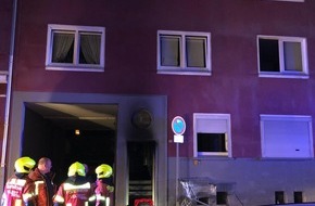 Polizei Mettmann: POL-ME: Technischer Defekt löst Brand in Mehrfamilienhaus aus - Velbert - 2206017