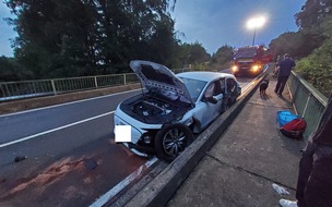 Feuerwehr Gevelsberg: FW-EN: Verkehrsunfall
